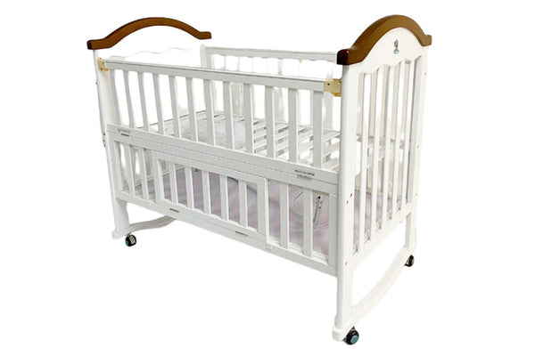 BABY WOODEN COT - 30900