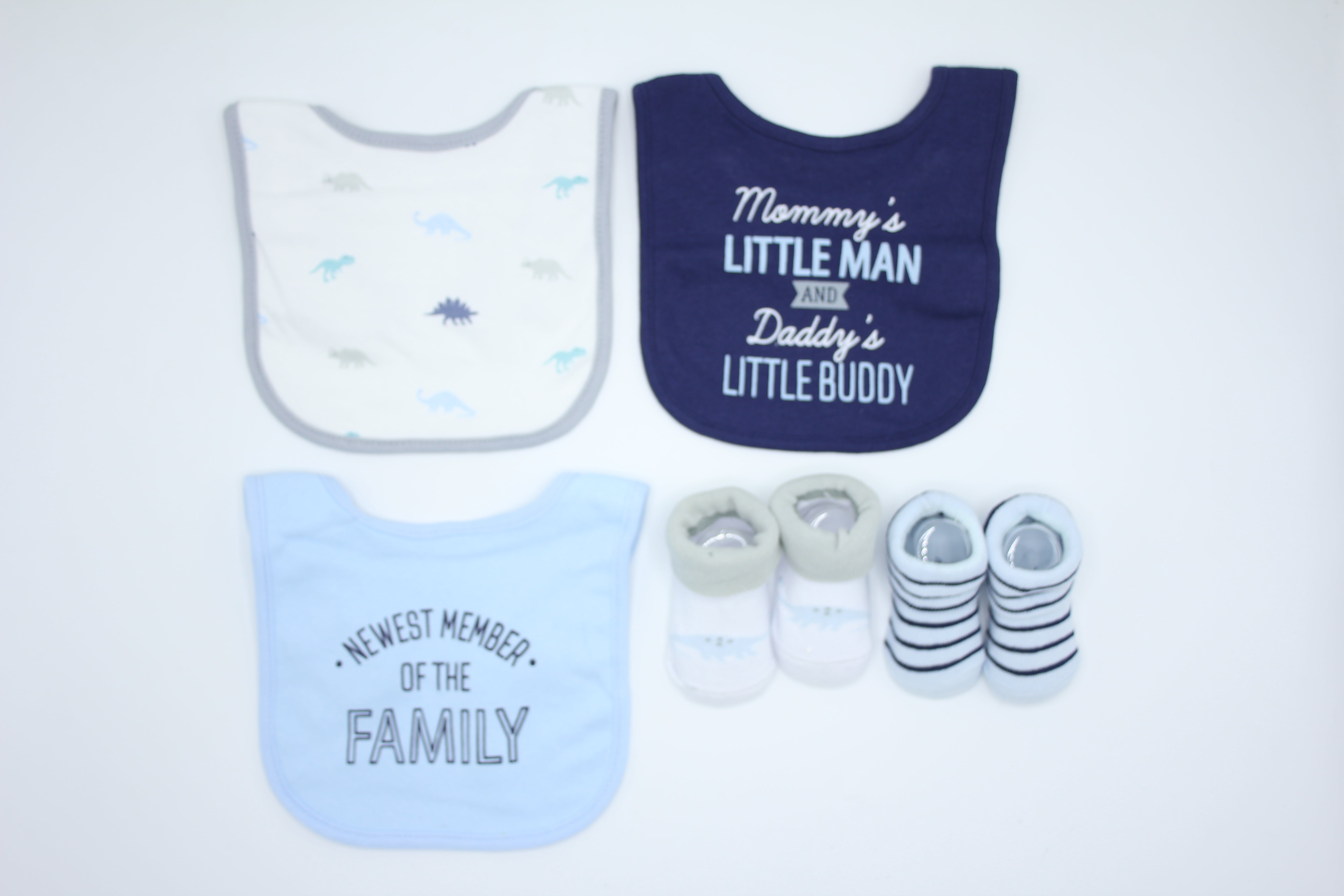 BABY BIBS & BOOTIES SET  - 31714