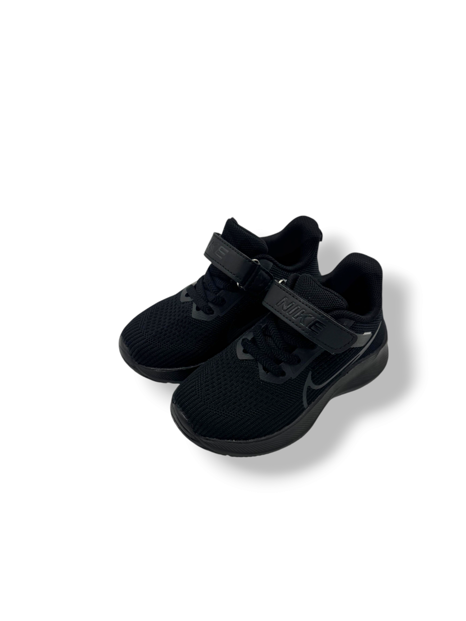 KIDS BLACK COMFY RUNNERS