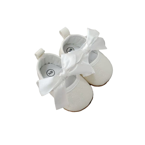 GIRL PRE-WALKER PUMPS WHITE SHINE