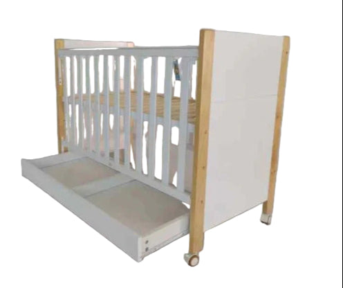 BABY WOODEN COT WHITE W DRAWER