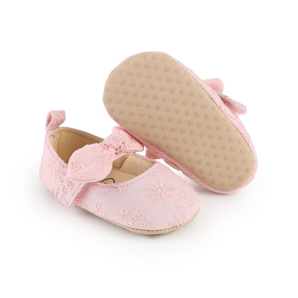 BABY TEXTURED PRE-WALKER PUMPS