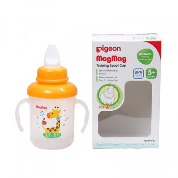 PIGEON MAGMAG TRAINING SPOUT CUP - D904